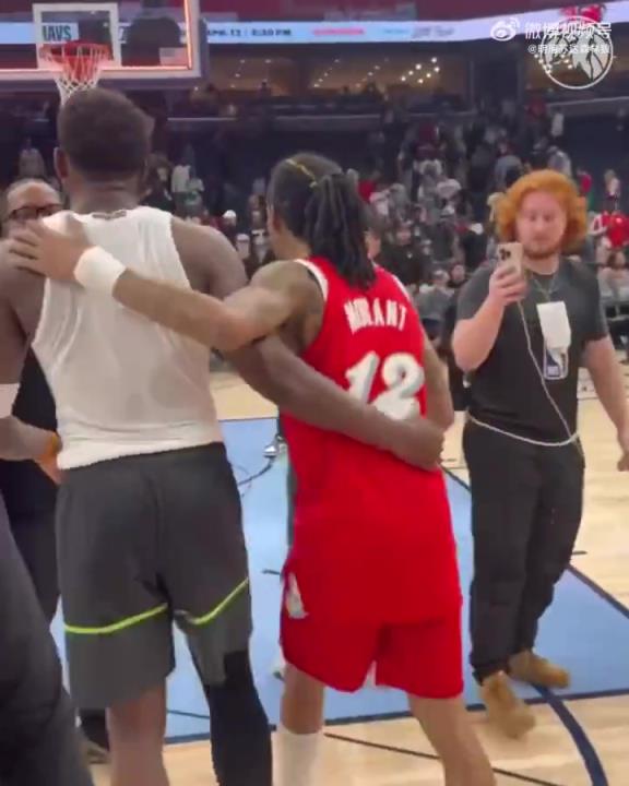 狼王&槍王惺惺相惜！華子賽后與莫蘭特相互致意！